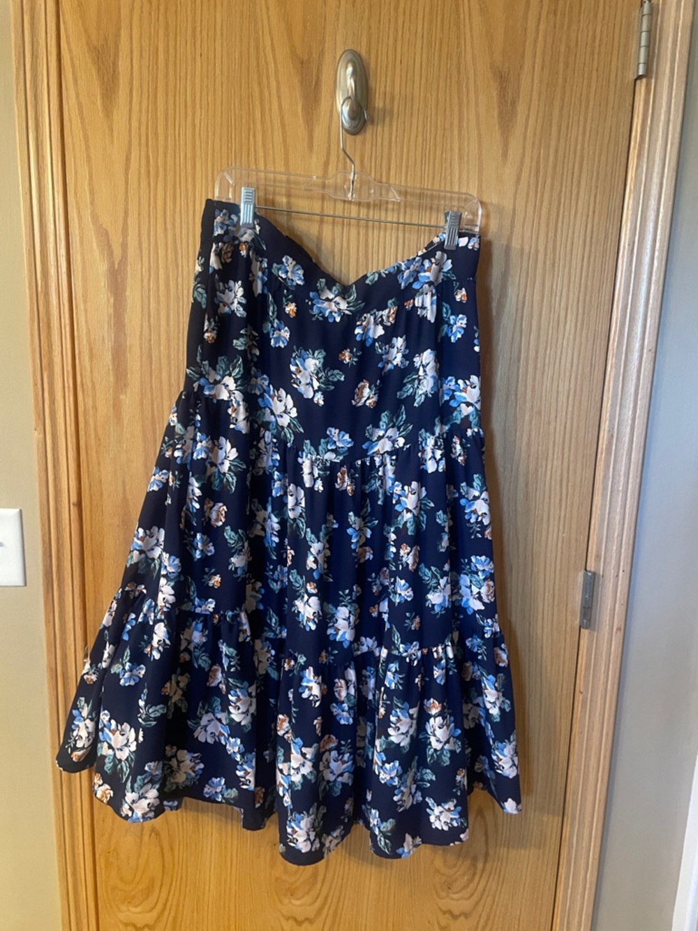 LC Lauren Conrad Navy Floral Tiered Skirt